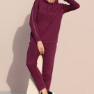 Freizeitanzug mit modischem Lurexband